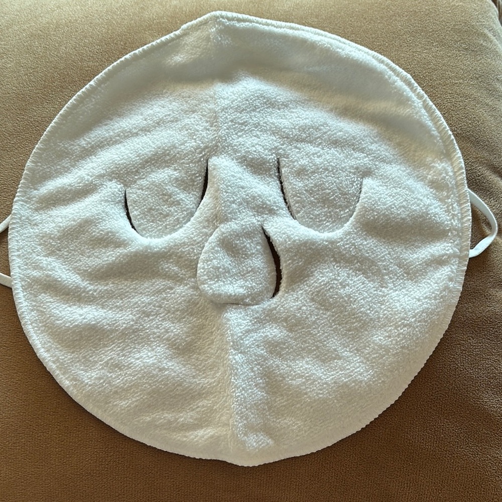 ✨Hot/Cold Towel Face Masks – Brand New